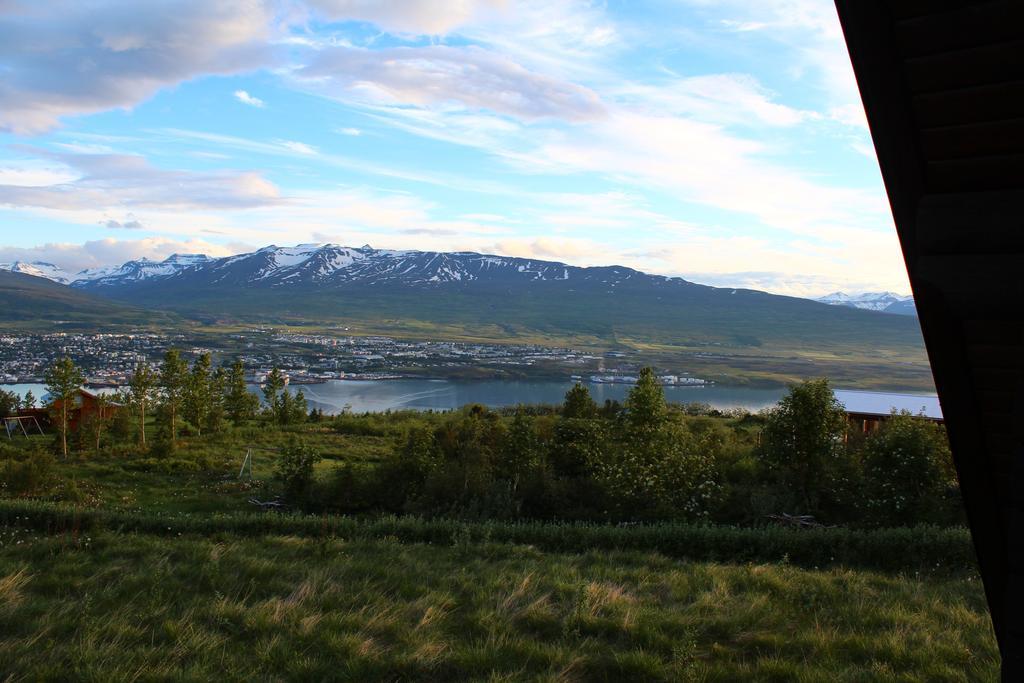 Akureyri Log Cottage Exterior foto